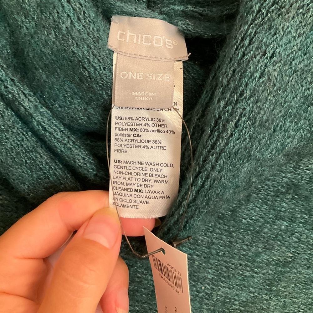 Chico’s NWT Sweater Poncho - Picture 9 of 9